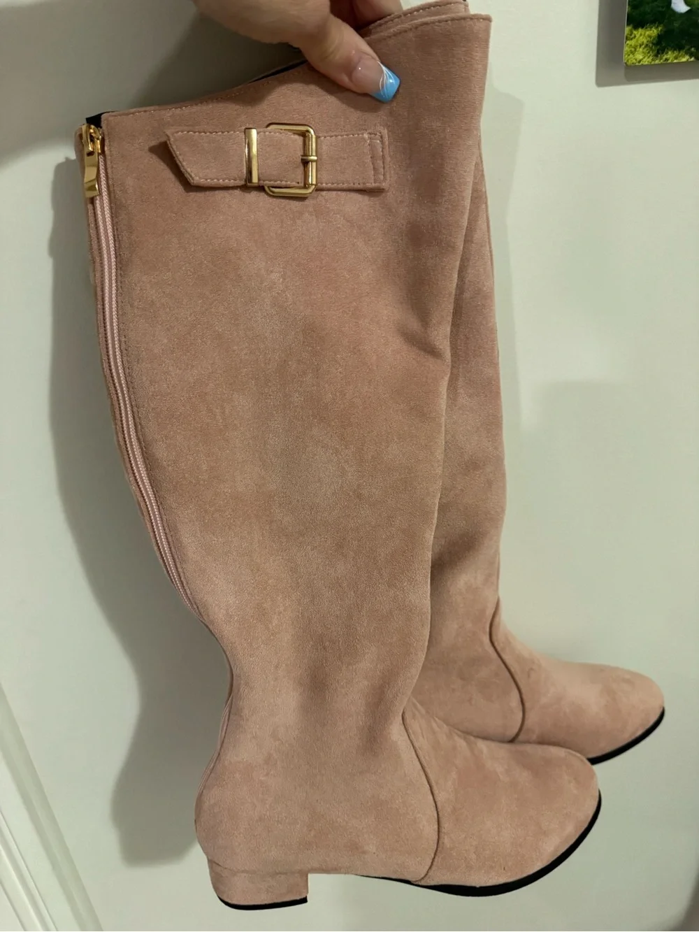 Women’s Knee-High Suede Boots in Blush with Gold Buckle 41EU 9US